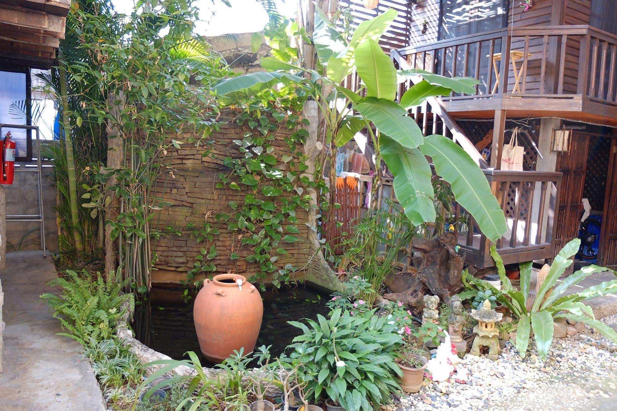 Saithong Guesthouse Čiang Mai Exteriér fotografie