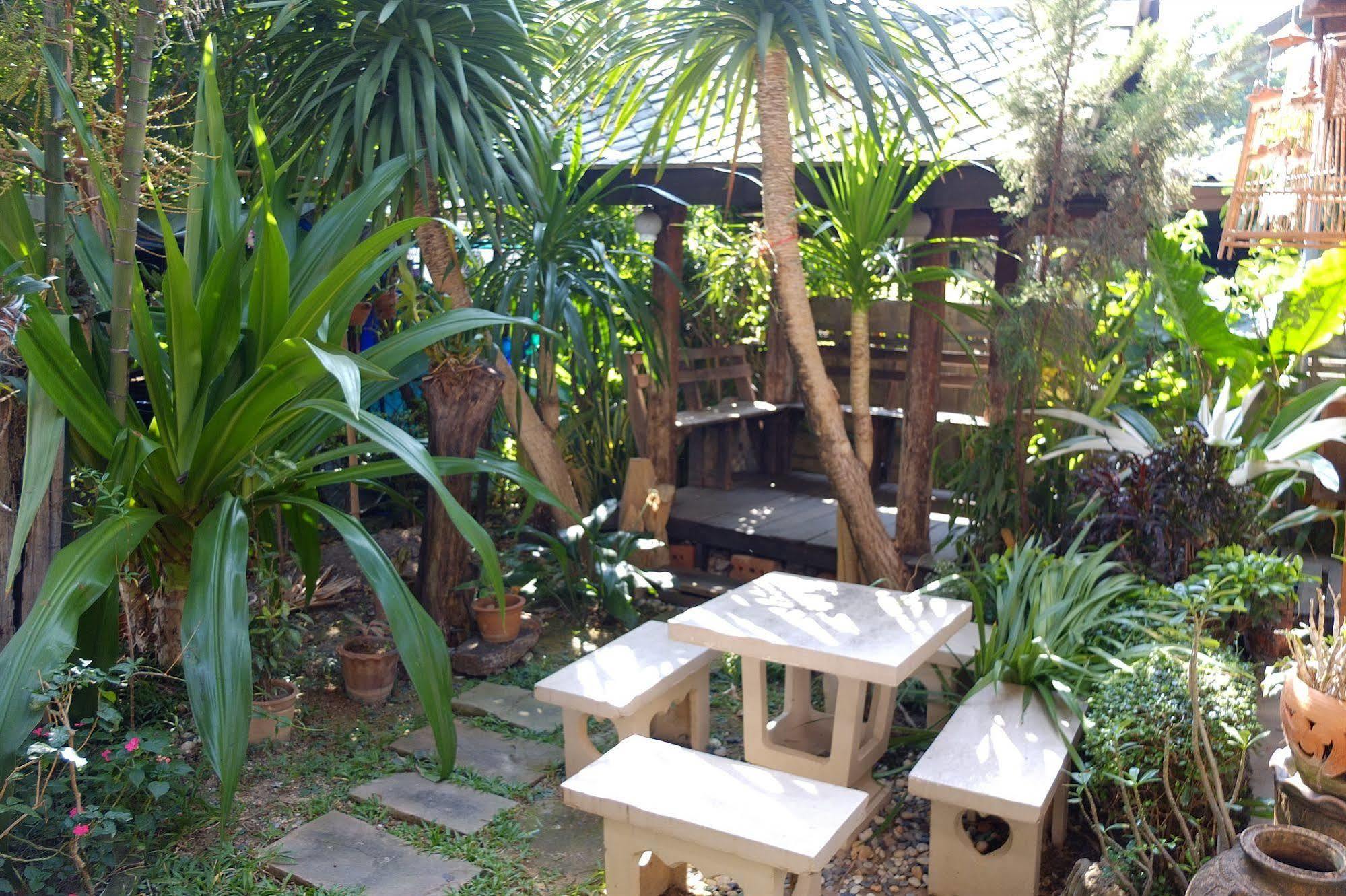 Saithong Guesthouse Čiang Mai Exteriér fotografie